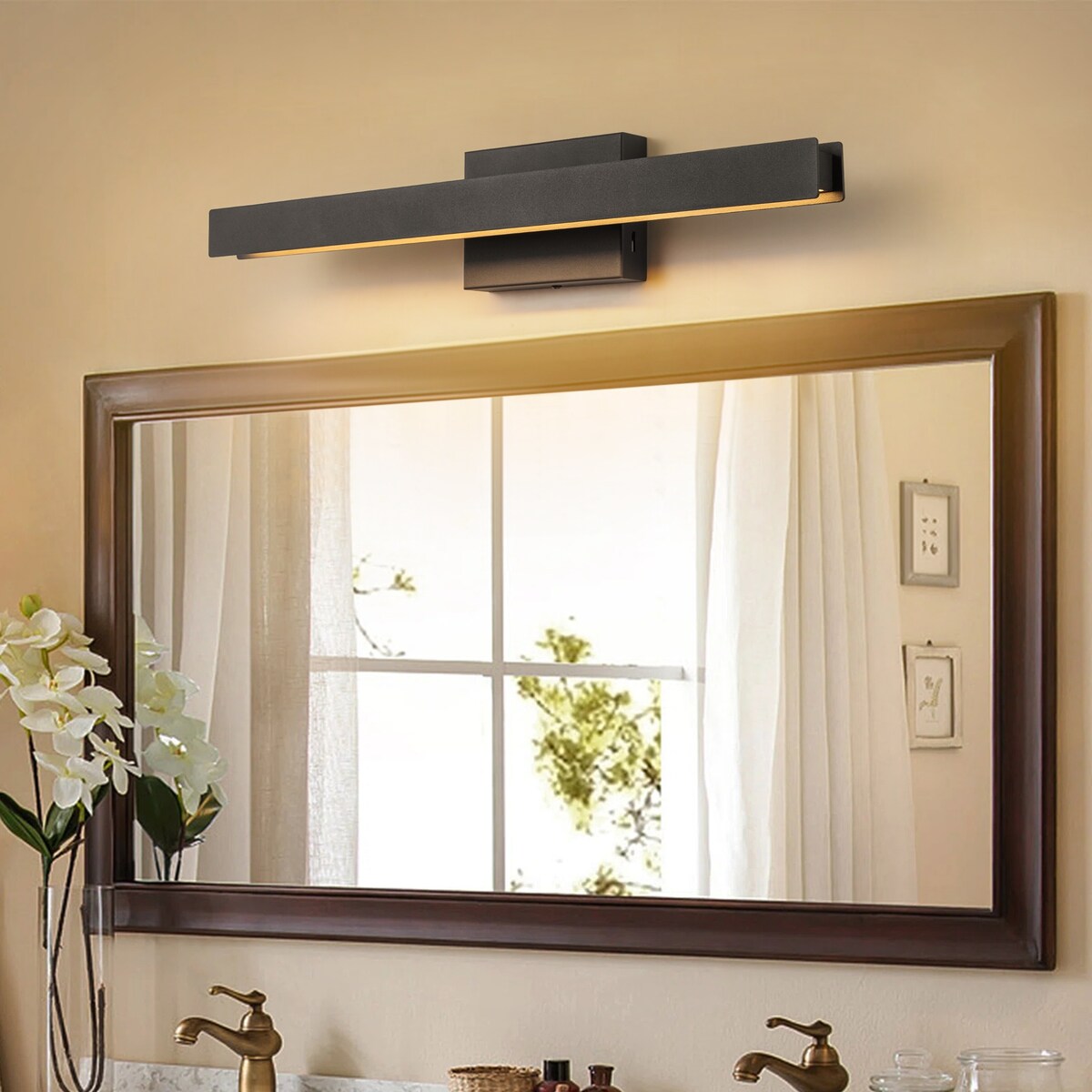 1-Light Modern Linear Black Bathroom Vanity Light Color-Changing Dimmable Rotatable Integrated LED Wall Sconce
