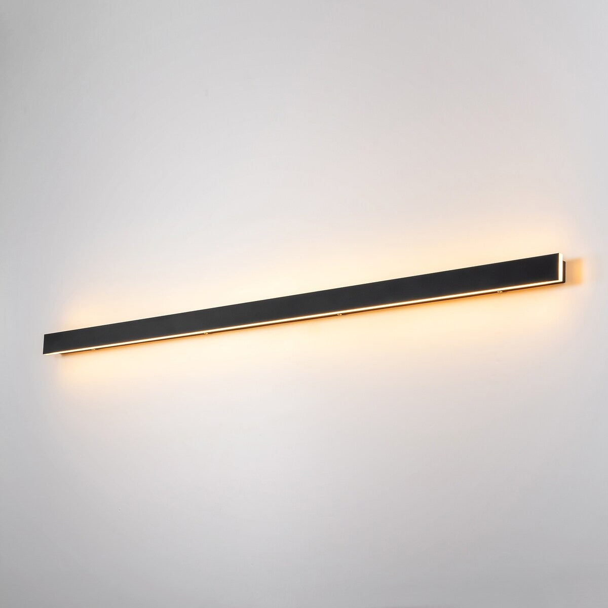 1-Light Modern Linear Strip Acrylic 3000K IP65 Integrated LED Warm Light Waterproof Outdoor Wall Light