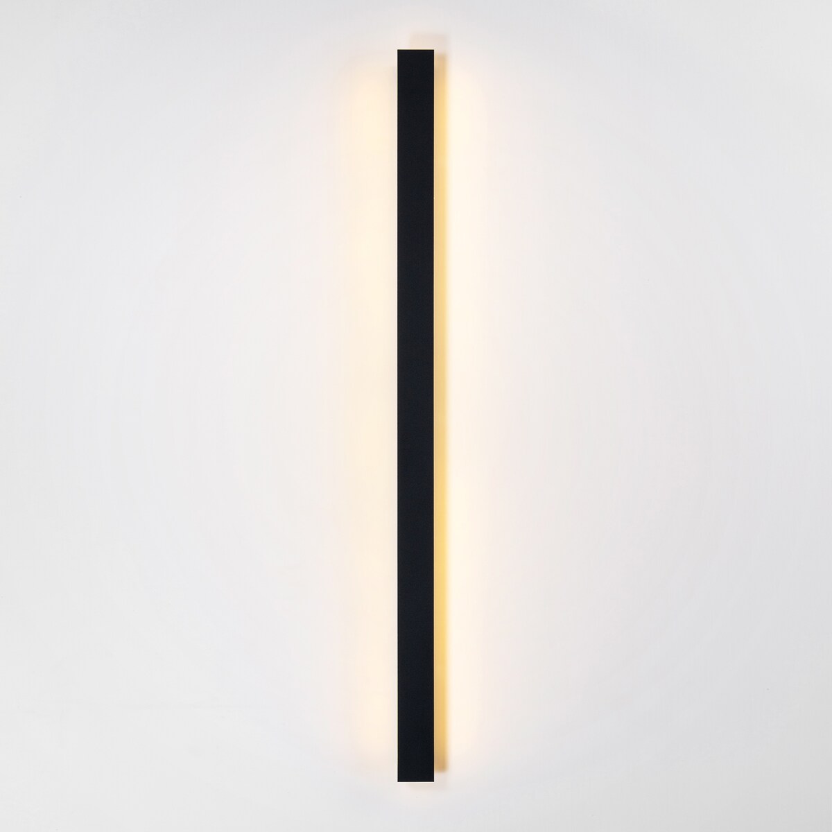 1-Light Modern Linear Strip Acrylic 3000K IP65 Integrated LED Warm Light Waterproof Outdoor Wall Light