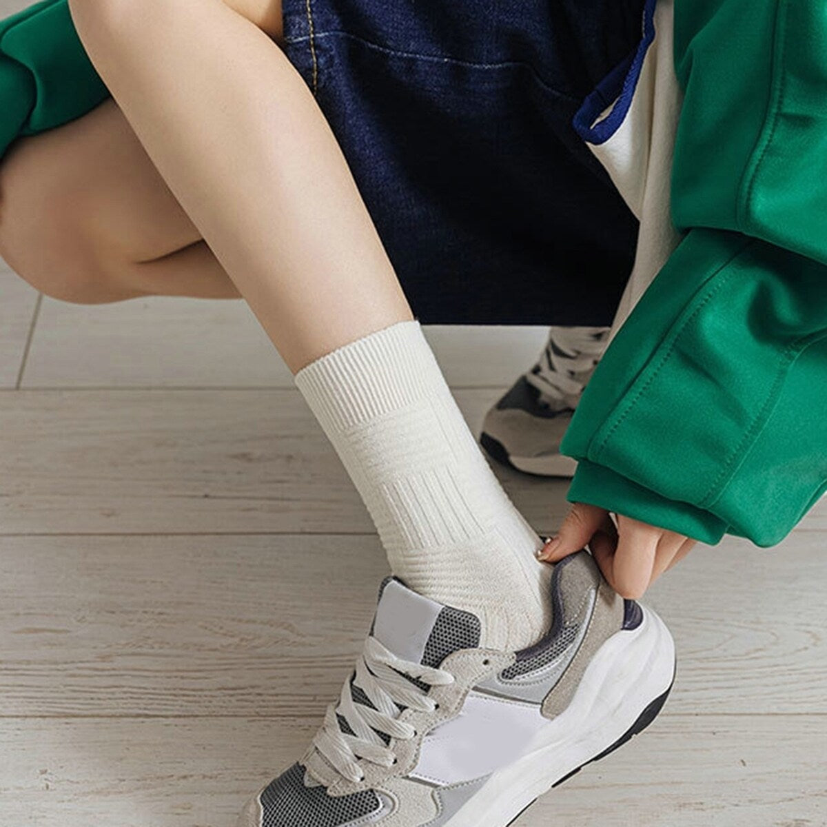 1 Pair College Style MidTube Ribbed Cuffs Elastic Sports Socks Men Women Outdoor Sports Racing Cycling Socks