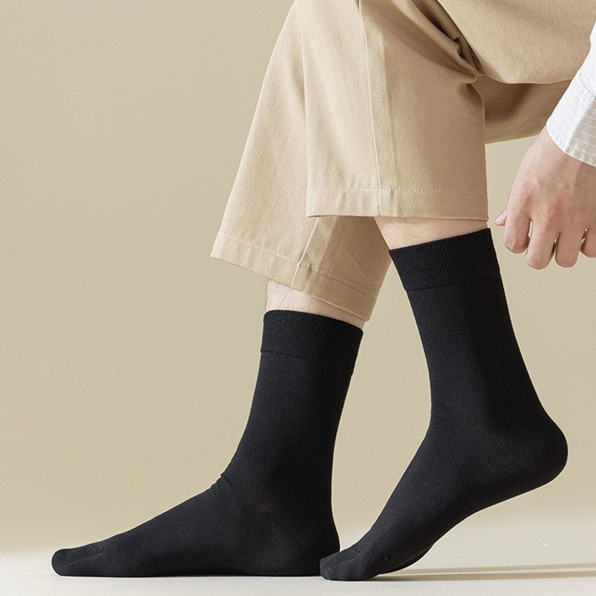 1 Pair Women Winter Socks Solid Color Soft Breathable MidTube High Elasticity Solid Color Warm AntiSlip No Lady