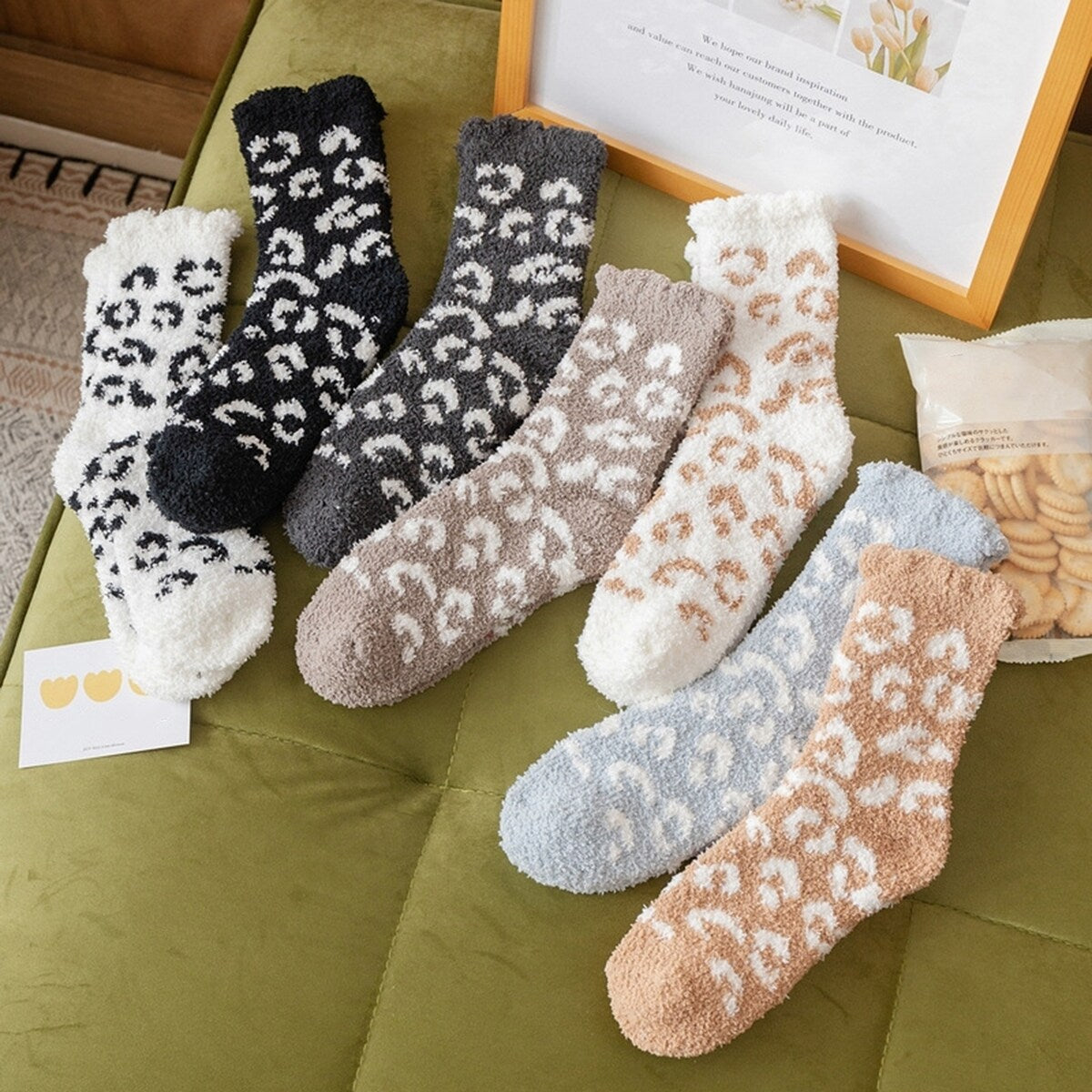 1 Pair Women Winter Socks Thick Coral Fleece AntiSlip MidTube Ankle Warm Soft Elastic Color Matching Leopard Print