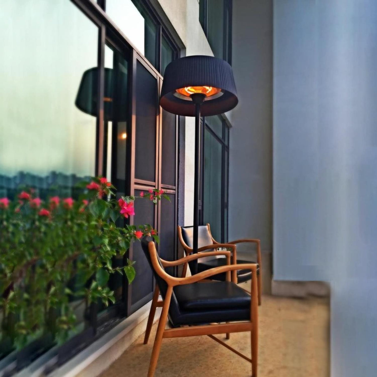 1500W Indoor /Outdoor Electric Patio Heater Standing Lamp - N/A