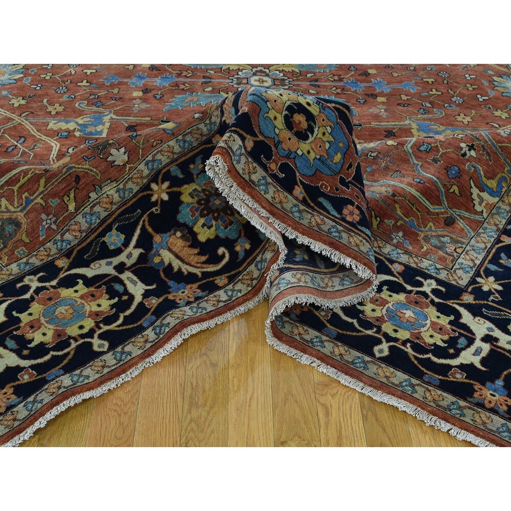 Shahbanu Rugs Antiqued Heriz Recreation Hand-Knotted Pure Wool Rug (8'10"x11'10")