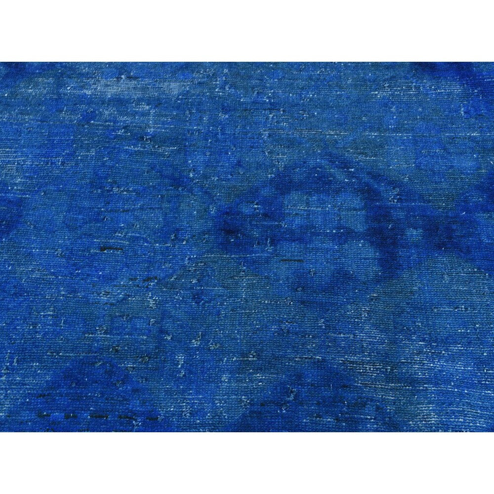 Shahbanu Rugs Hand-Knotted Pure Wool Overdyed Bakhtiari Worn Oriental Rug (5'5x9'1)