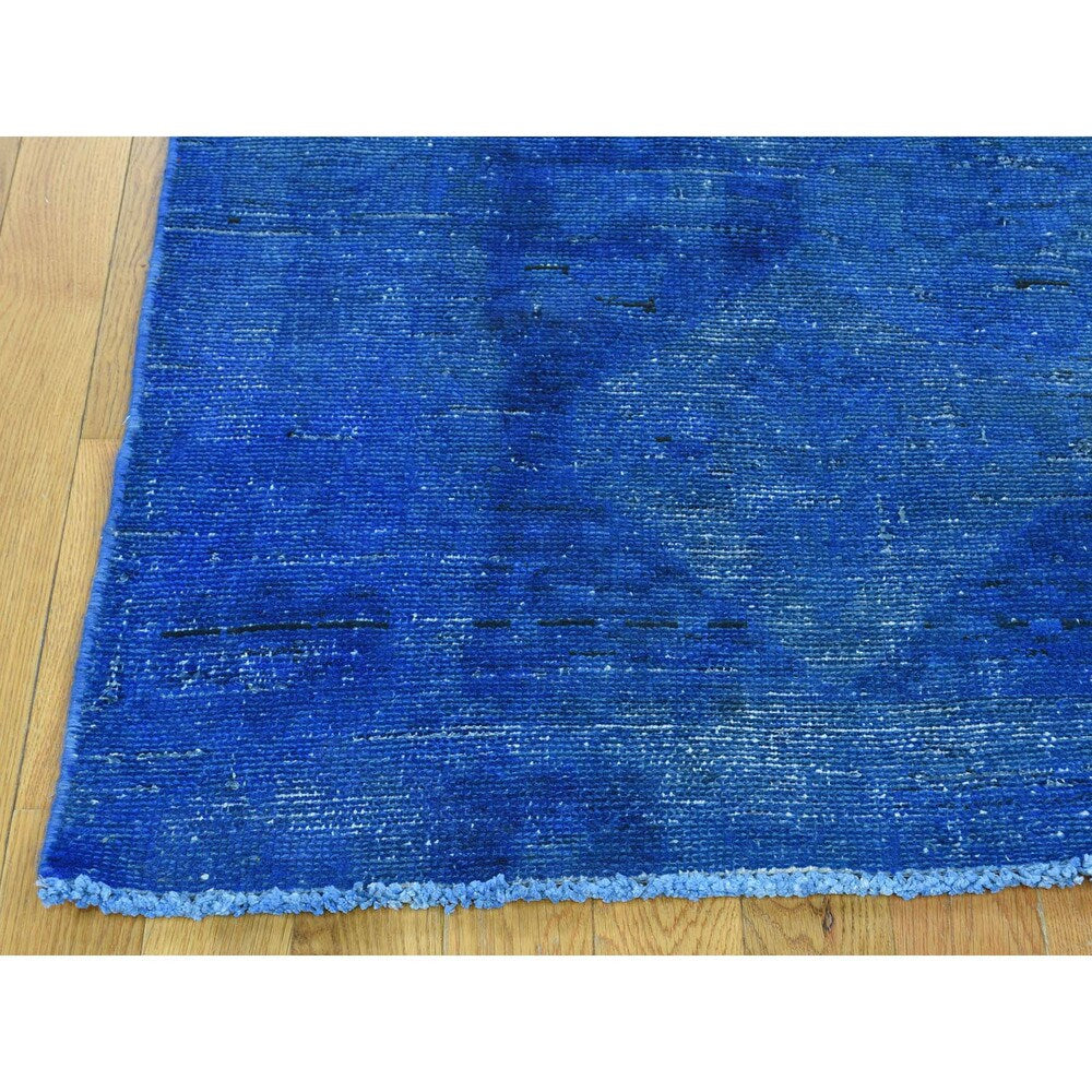 Shahbanu Rugs Hand-Knotted Pure Wool Overdyed Bakhtiari Worn Oriental Rug (5'5x9'1)