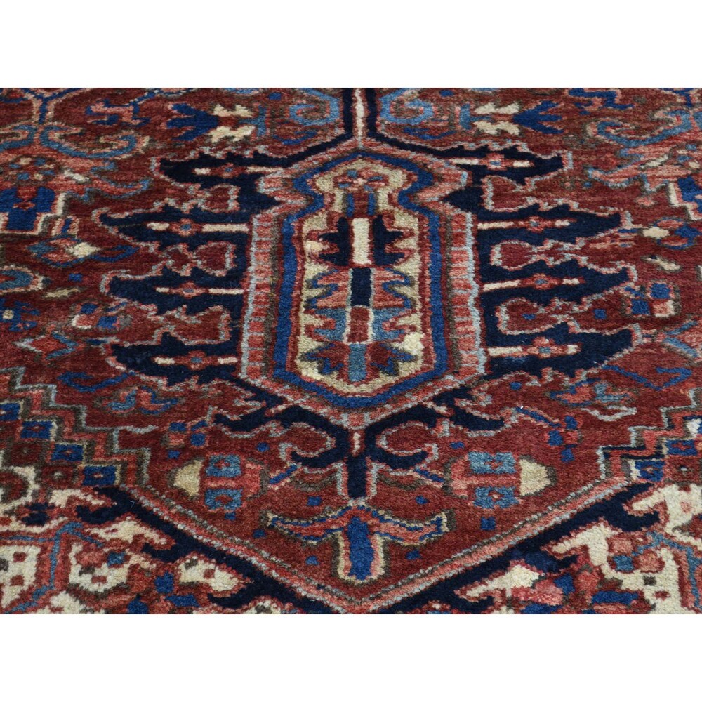 Shahbanu Rugs Semi-antique Persian Heriz Oversize Hand-knotted Rug (11'1 x 14'2)