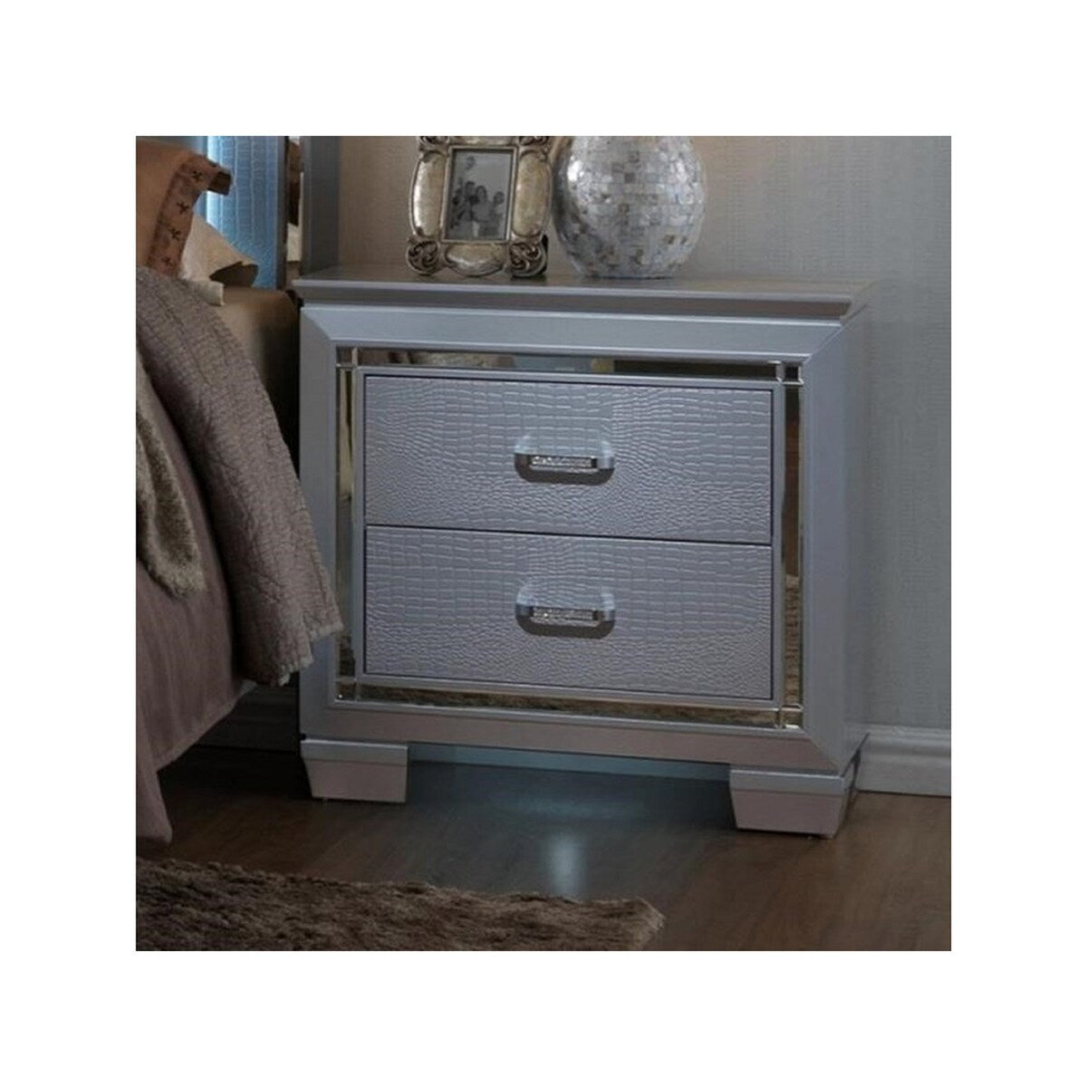 Two Drawers Nightstand Solid Wood Built-in Night