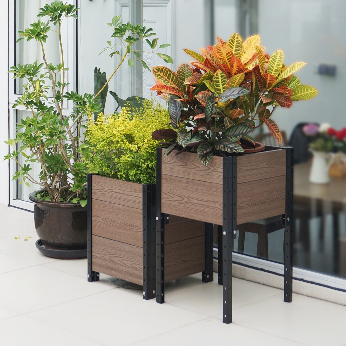 2 Corner Planter Bundle Brown