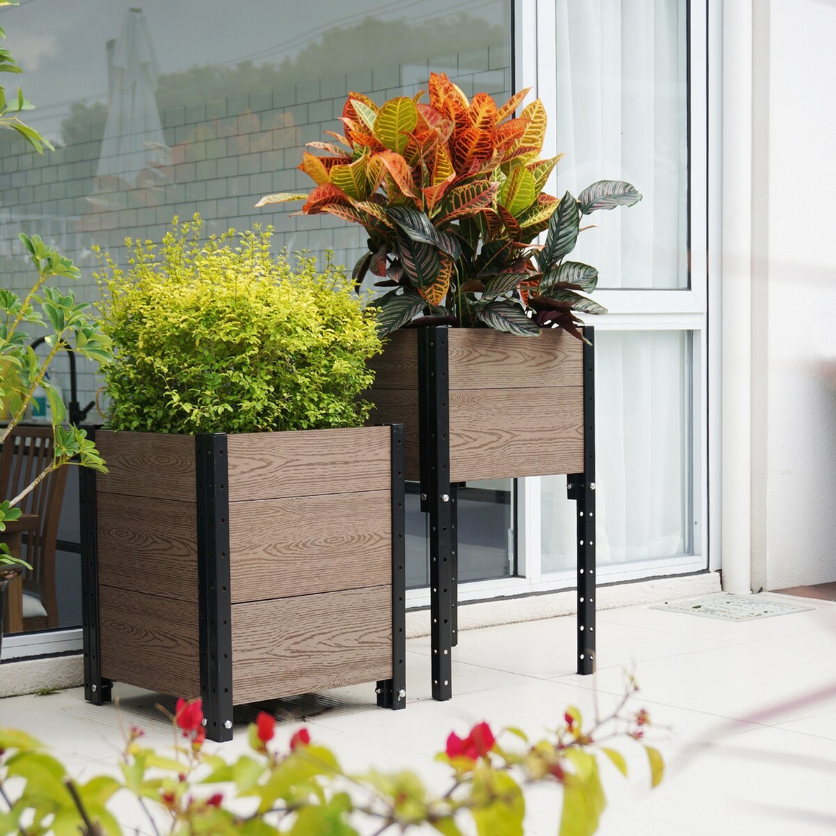 2 Corner Planter Bundle Brown