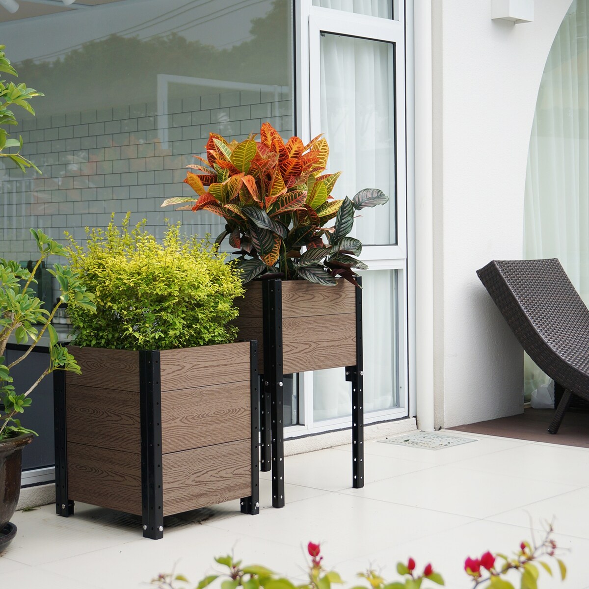 2 Corner Planter Bundle Brown