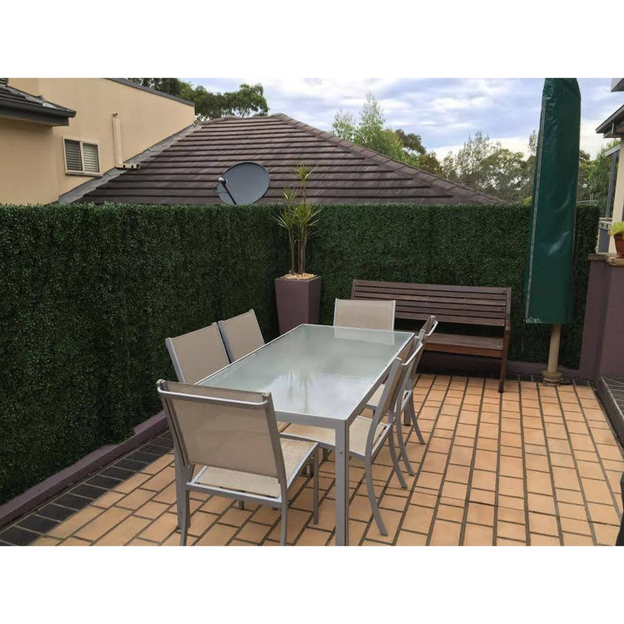 20 in x 20 in Artificial Boxwood Hedge for Outdoor Patio/Deck Privacy - Set of 8pc - Set of 8pc