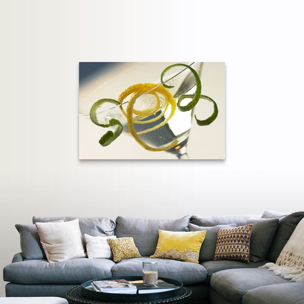 "Martini and with a twist" Canvas Wall Art