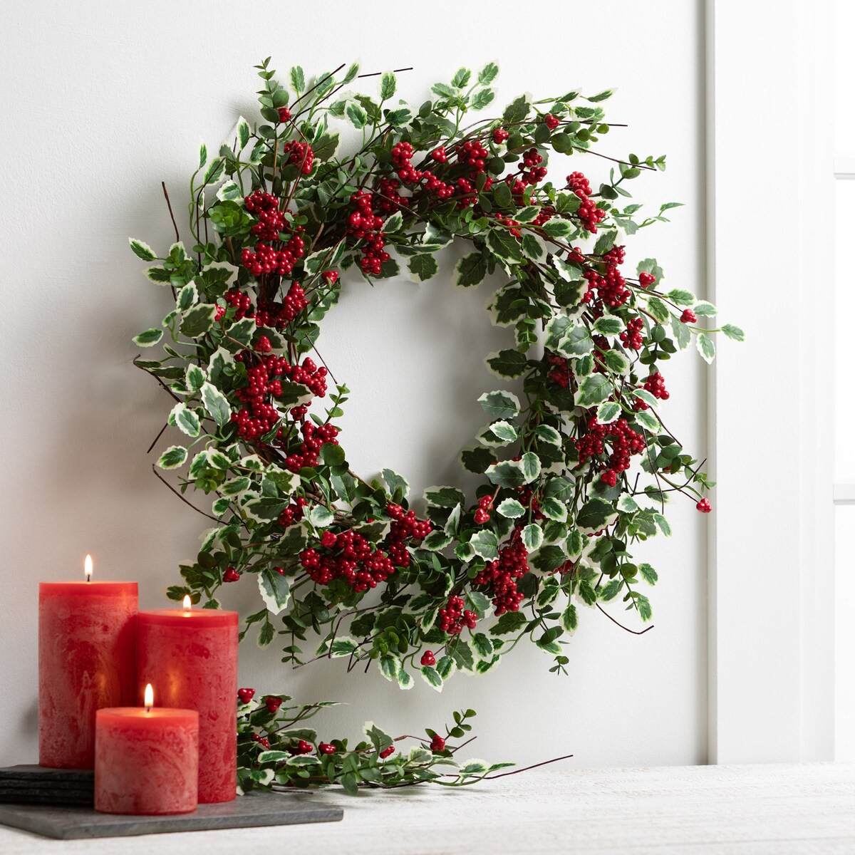 29" Artificial Berry Holly Spray