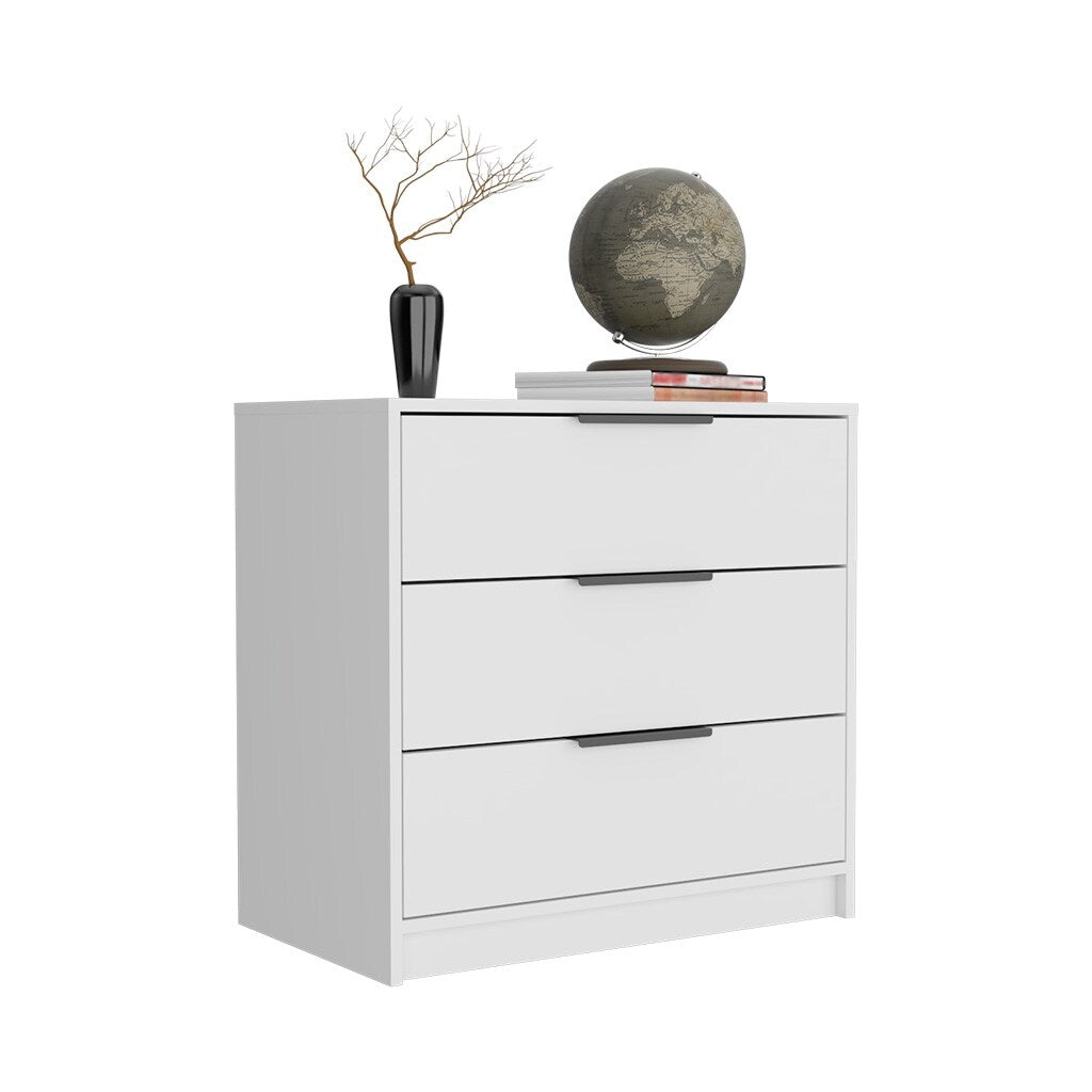 3 Drawers Dresser And Superior Top