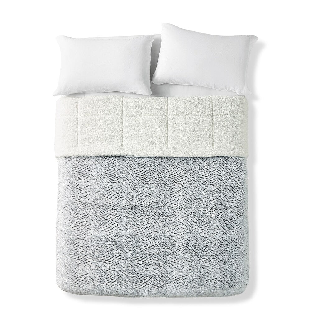 Tahari 3D Carved Pv Bottom Dye Comforter Reverse To Sherpa