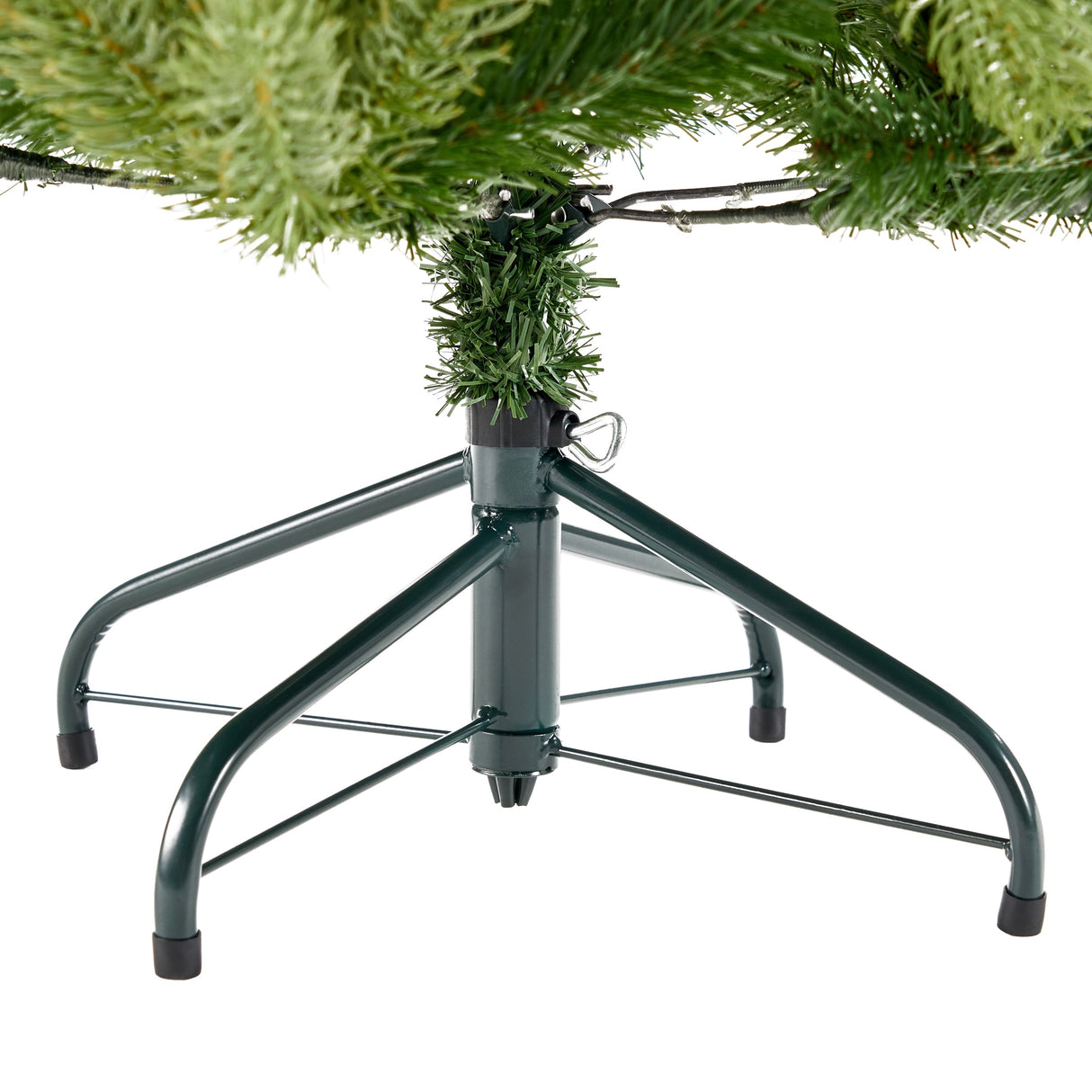4.5-foot Mixed Spruce Pre-Lit String Light or Unlit Hinged Artificial Christmas Tree by Christopher Knight Home