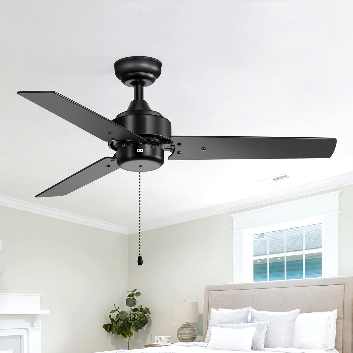 42 Inch 3-Blade Black/White Traditional Ceiling Fan With Pull Chain wi