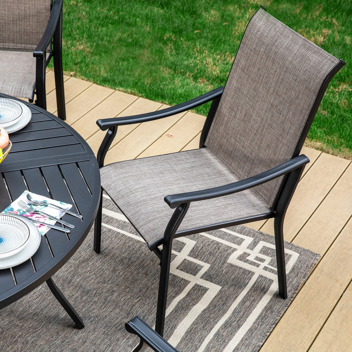 MAISON ARTS 5/7-Piece Patio Dining Set, Round Metal Table and 4/6 Textilene Fabric Padded Armchairs