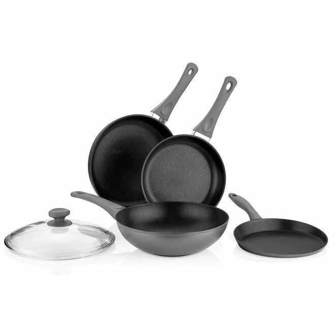 5-Piece Titanium coated Aluminum NonStick Frying Pan Set in Gray