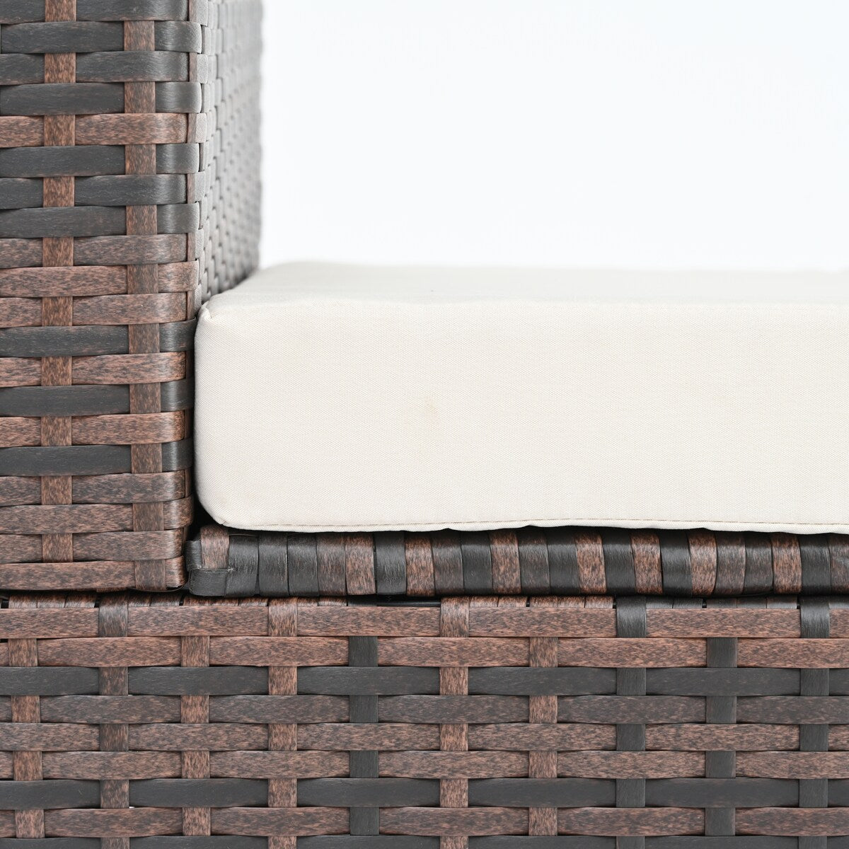 5 Set Wicker Furniture