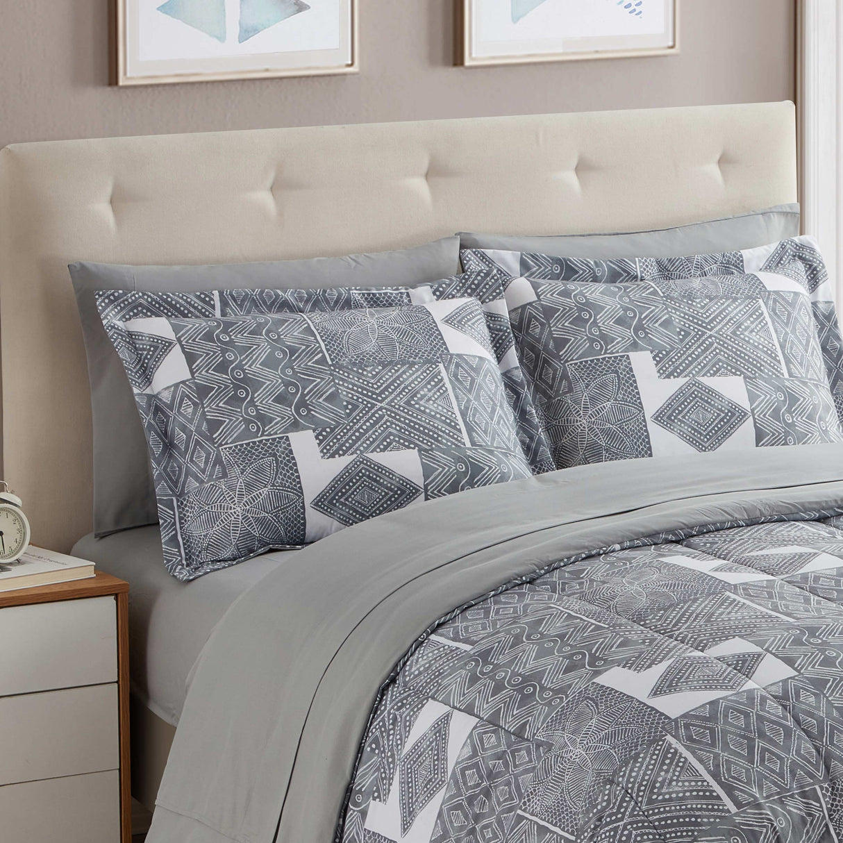 7-Piece Printed Bed in a Bag Comforter and Sheet Sets