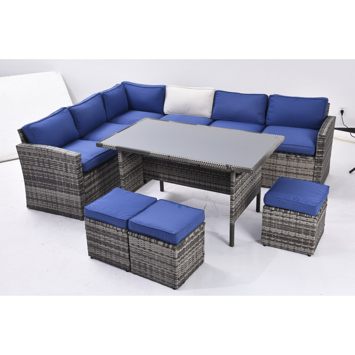 7 Pieces Outdoor Sectional Furniture Set with Table, Chairs & Ottomans