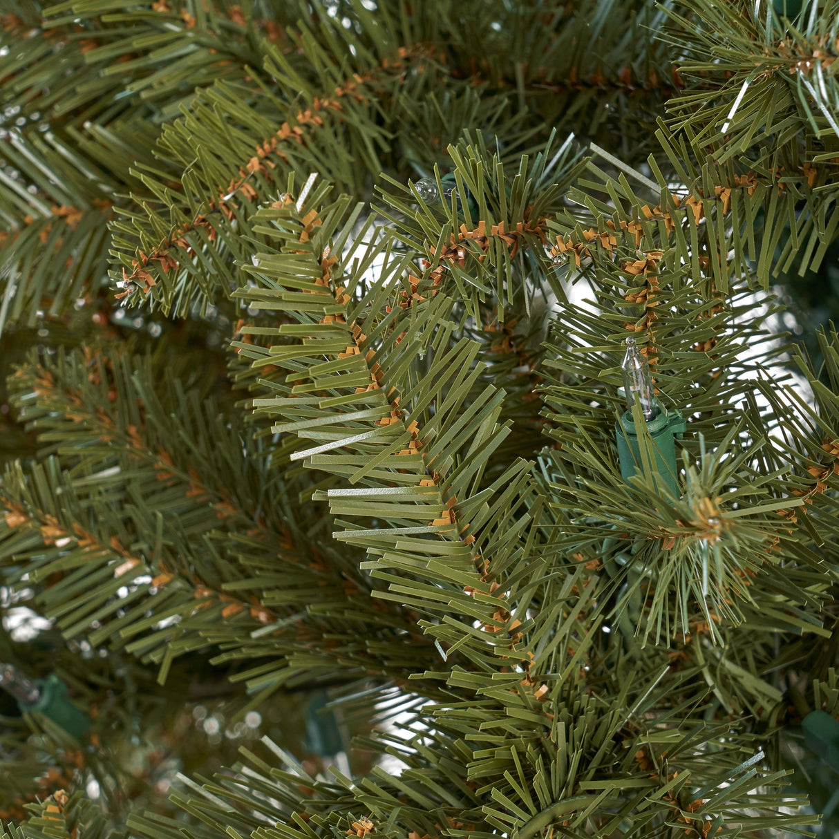 Fraser Fir Hinged 7.5-foot Artificial Christmas Tree by Christopher Knight Home