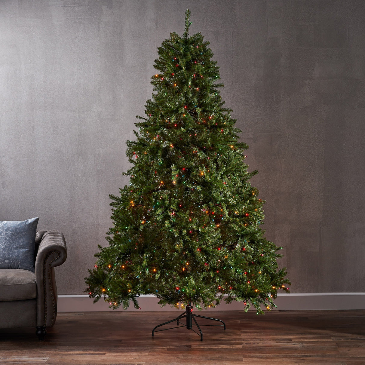 Fraser Fir Hinged 7.5-foot Artificial Christmas Tree by Christopher Knight Home