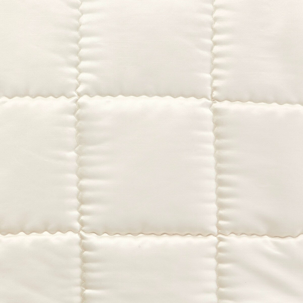 AICO Blaire Ivory Comforter Set
