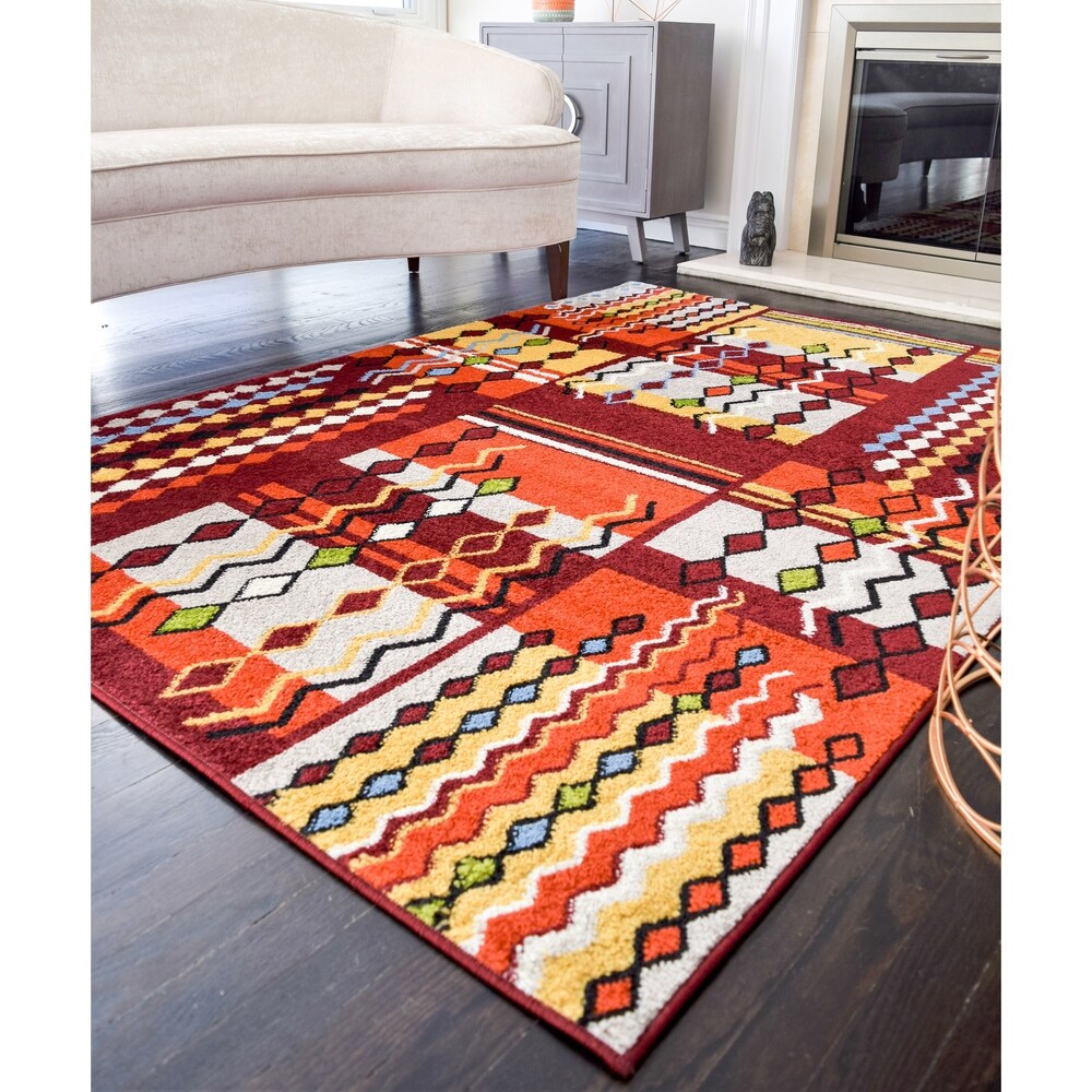 Abner Contemporary Diamond Geometric Area Rug - 8' x 10'