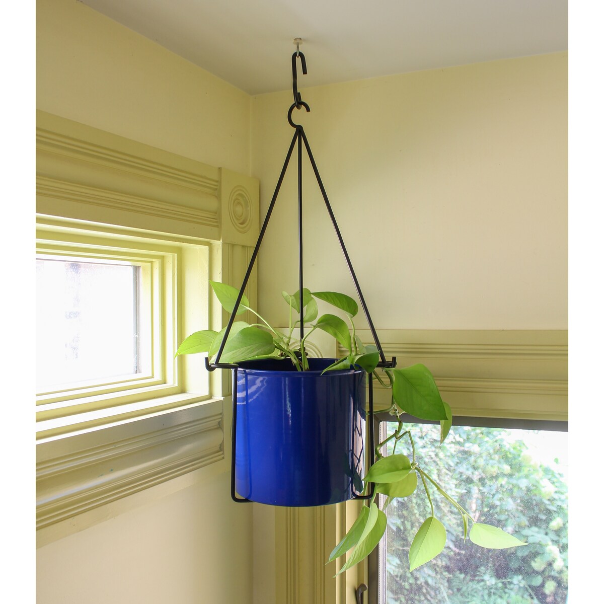 Achla Designs 22.5"H Black Wrought Iron Indoor Outdoor Vera Hanging Planter w/Cylindrical Galvanized Steel Pot