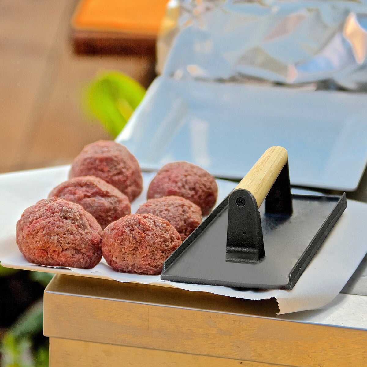 Adcraft Commercial Steak Weight, in Cast Iron