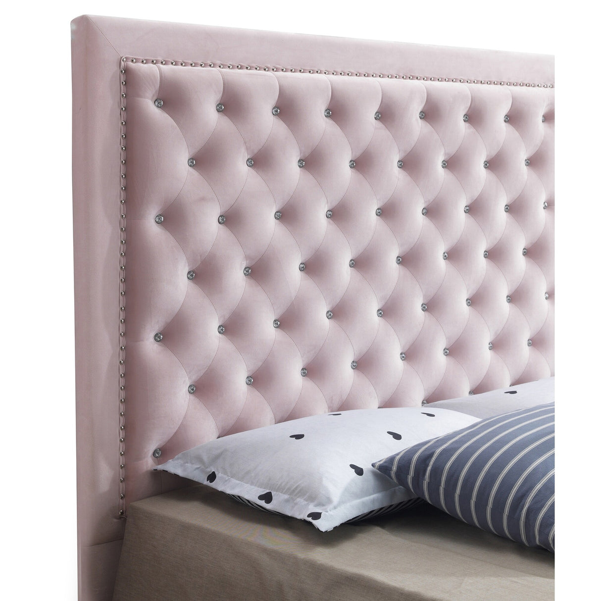 Alba Upholstered King Panel Bed