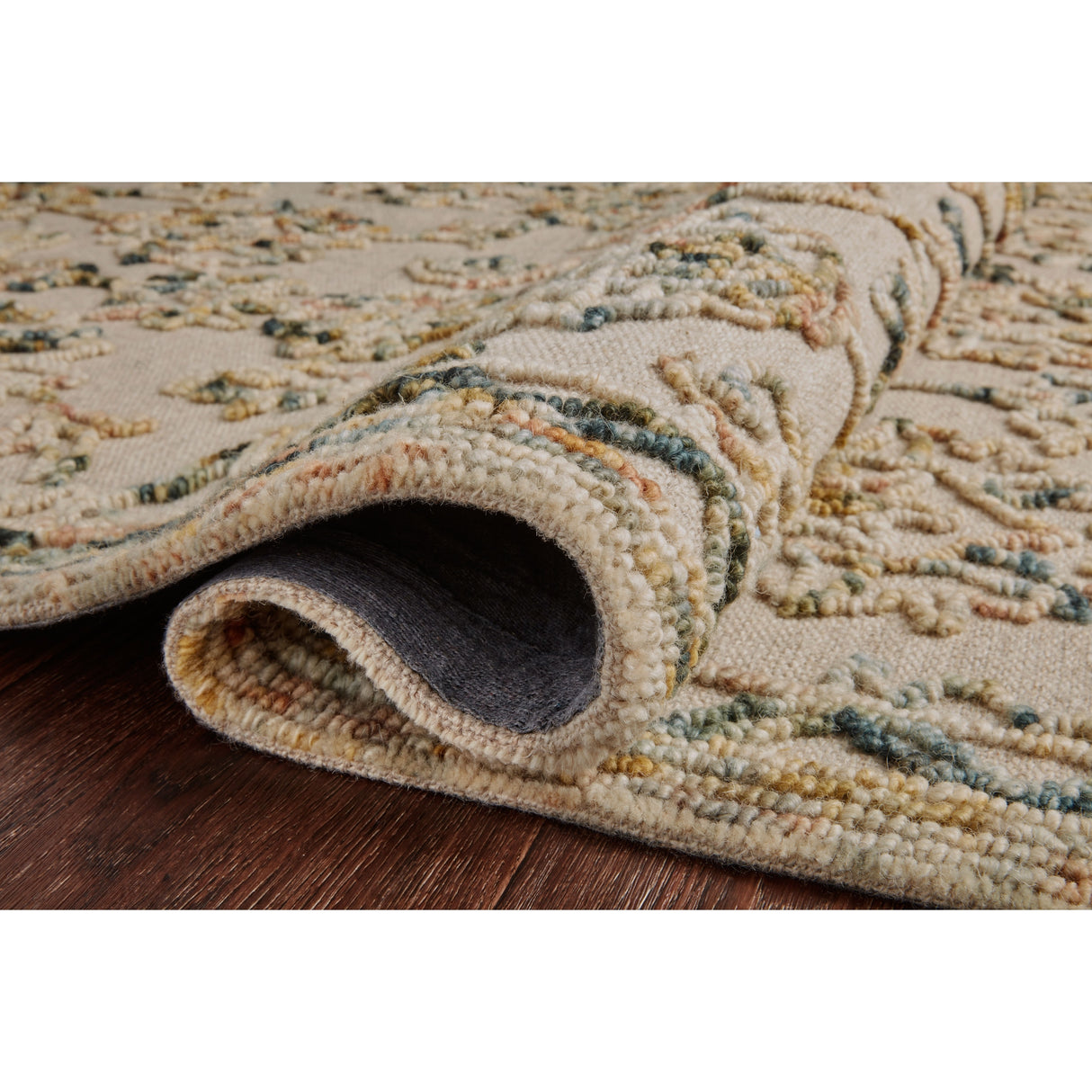 Alexander Home Diana Farmhouse 100% Wool Hooked Area Rug