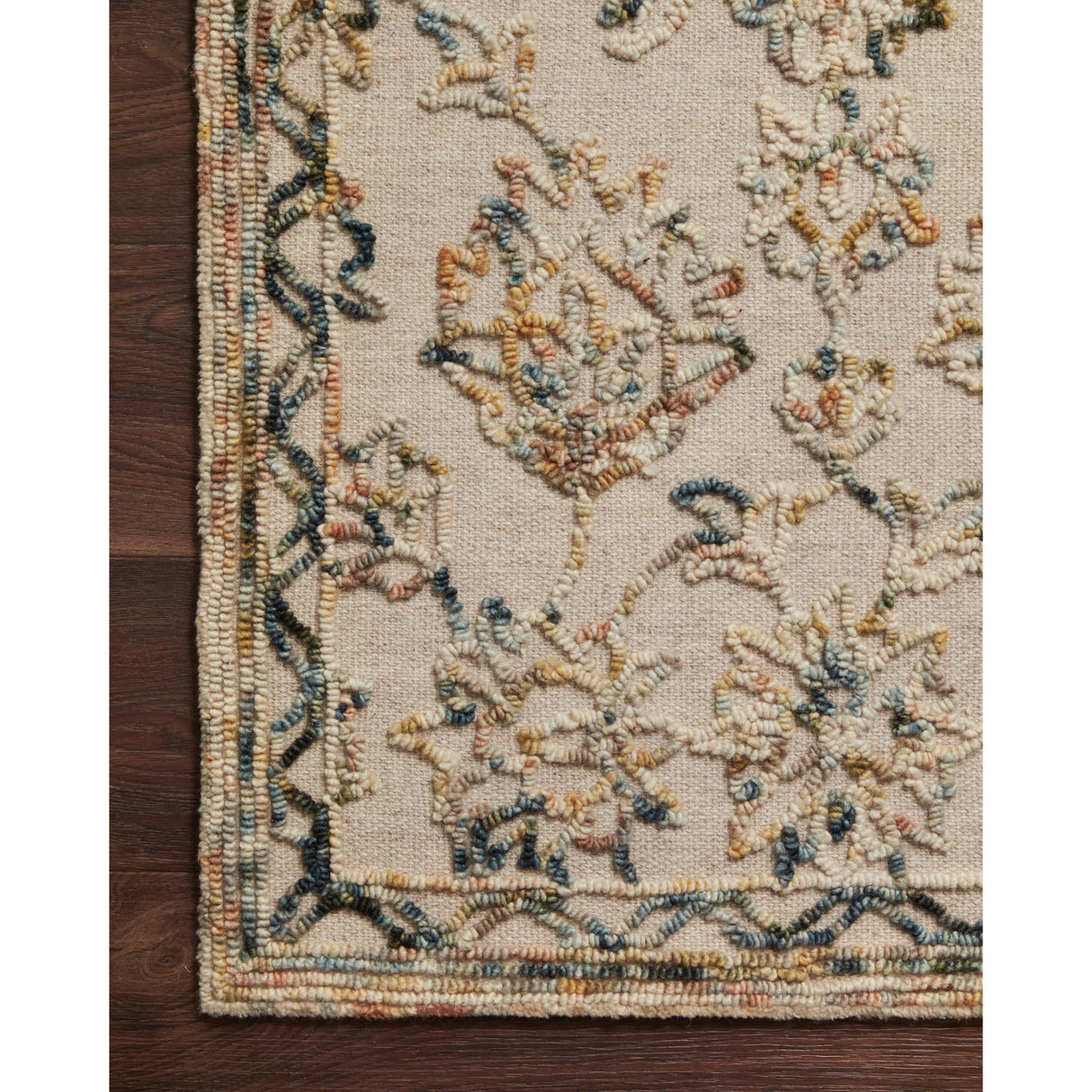 Alexander Home Diana Farmhouse 100% Wool Hooked Area Rug