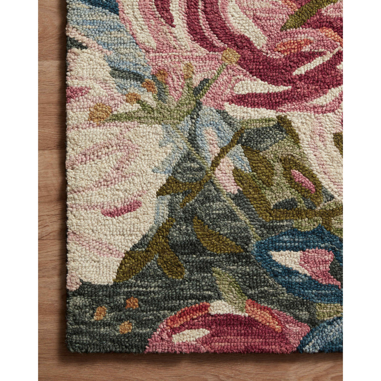 Alexander Home Evelyn Floral Bouquet Area Rug
