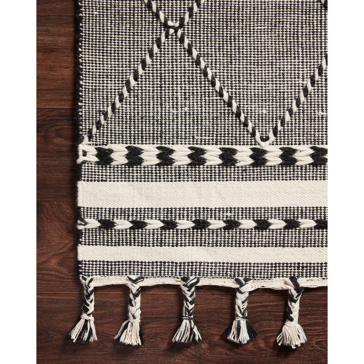 Alexander Home Isaiah Global Hand Loomed Geometric Wool Rug