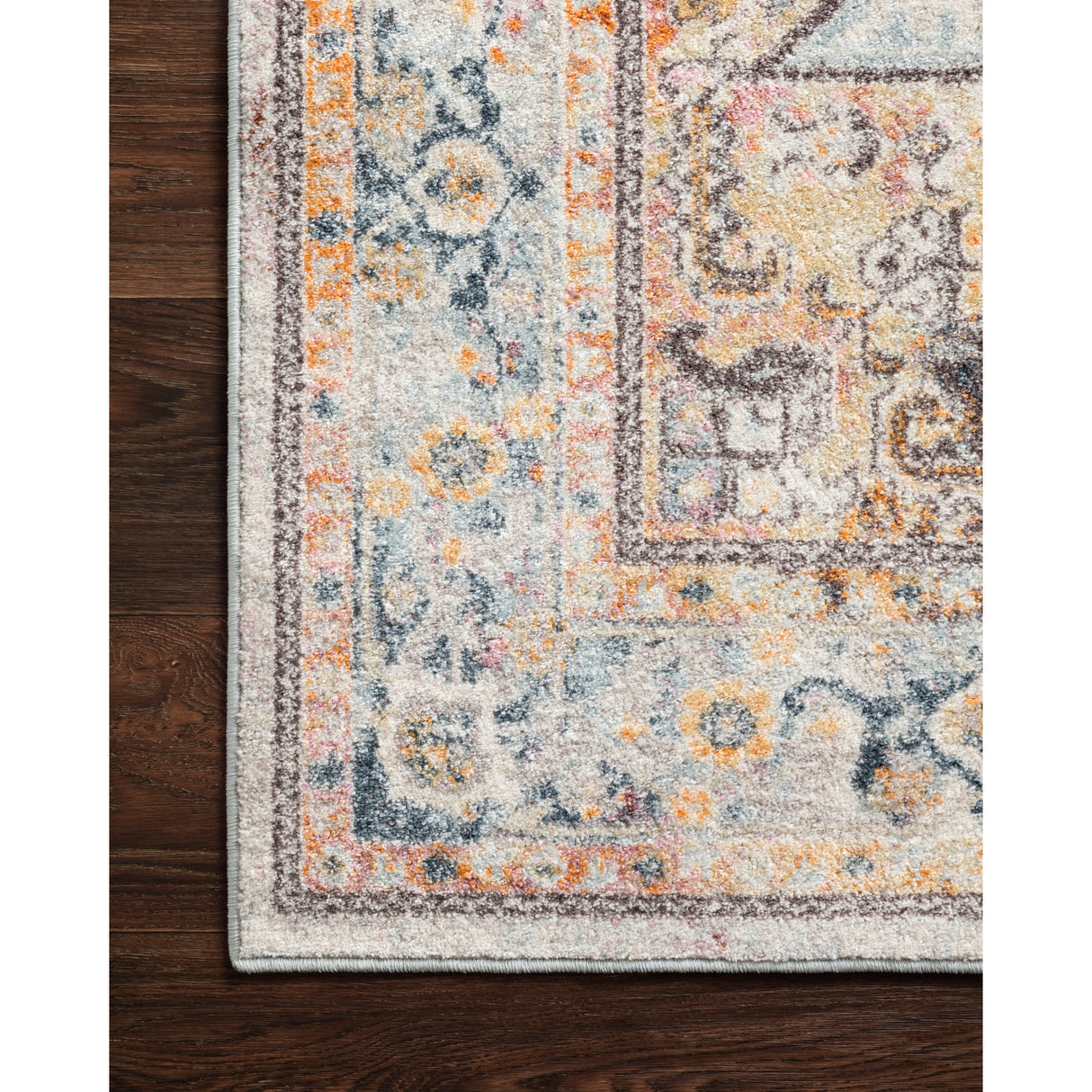 Alexander Home Jennifer Collection Medallion Distressed Area Rug