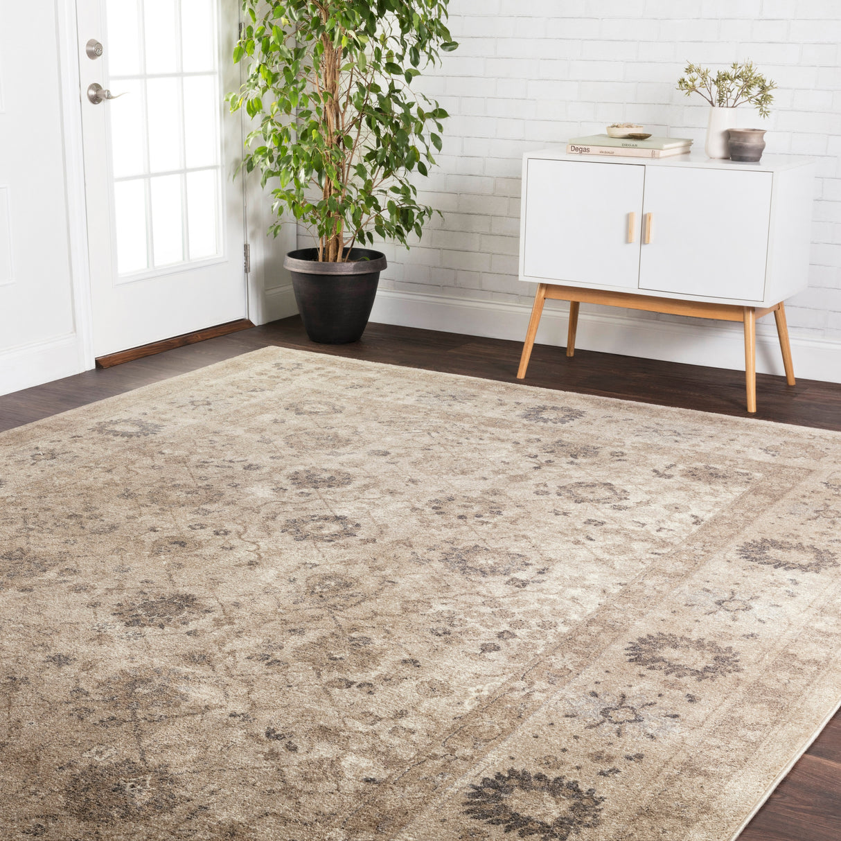 Alexander Home Kendrick Traditional Oriental Area Rug
