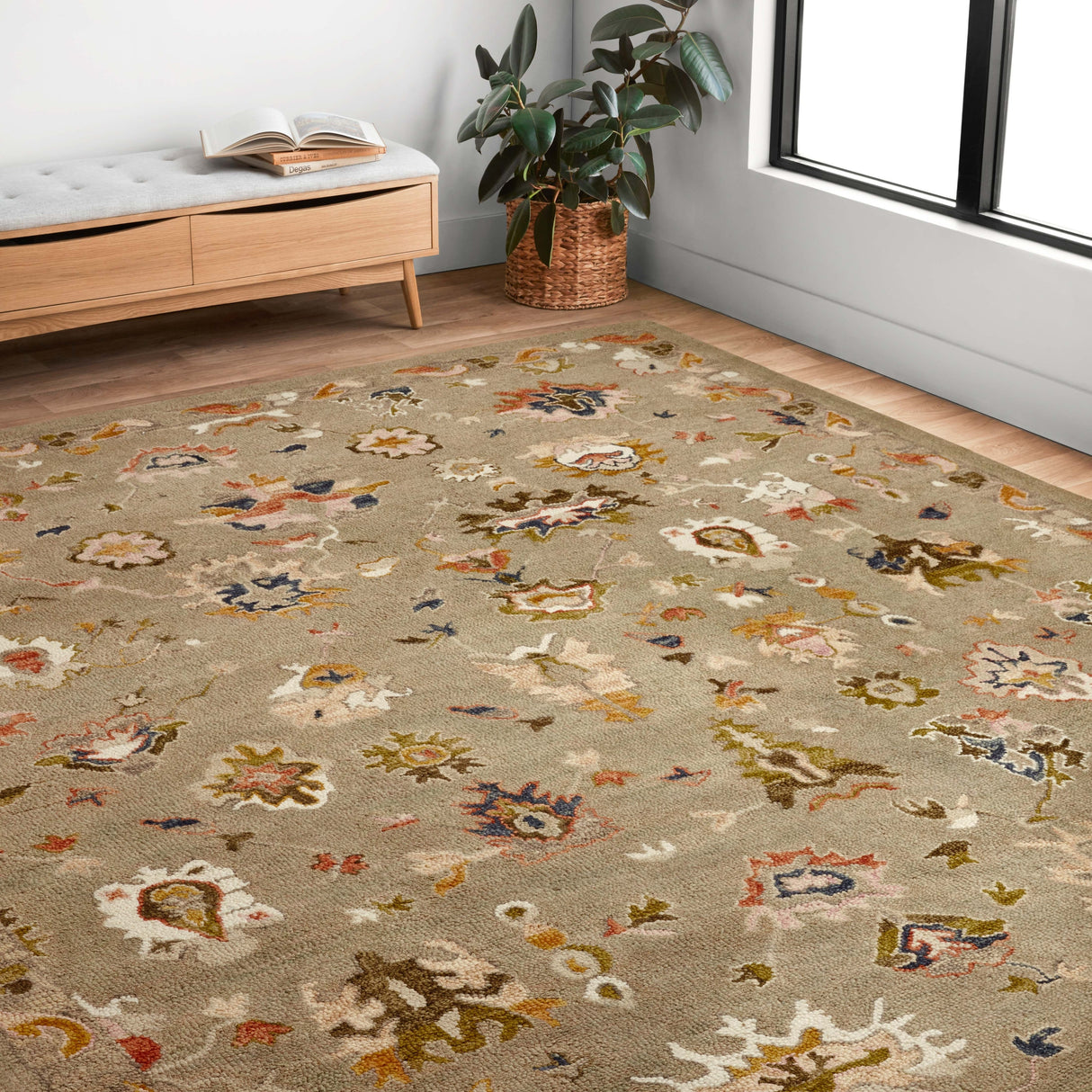 Alexander Home Megan Traditional Floral Area Rug