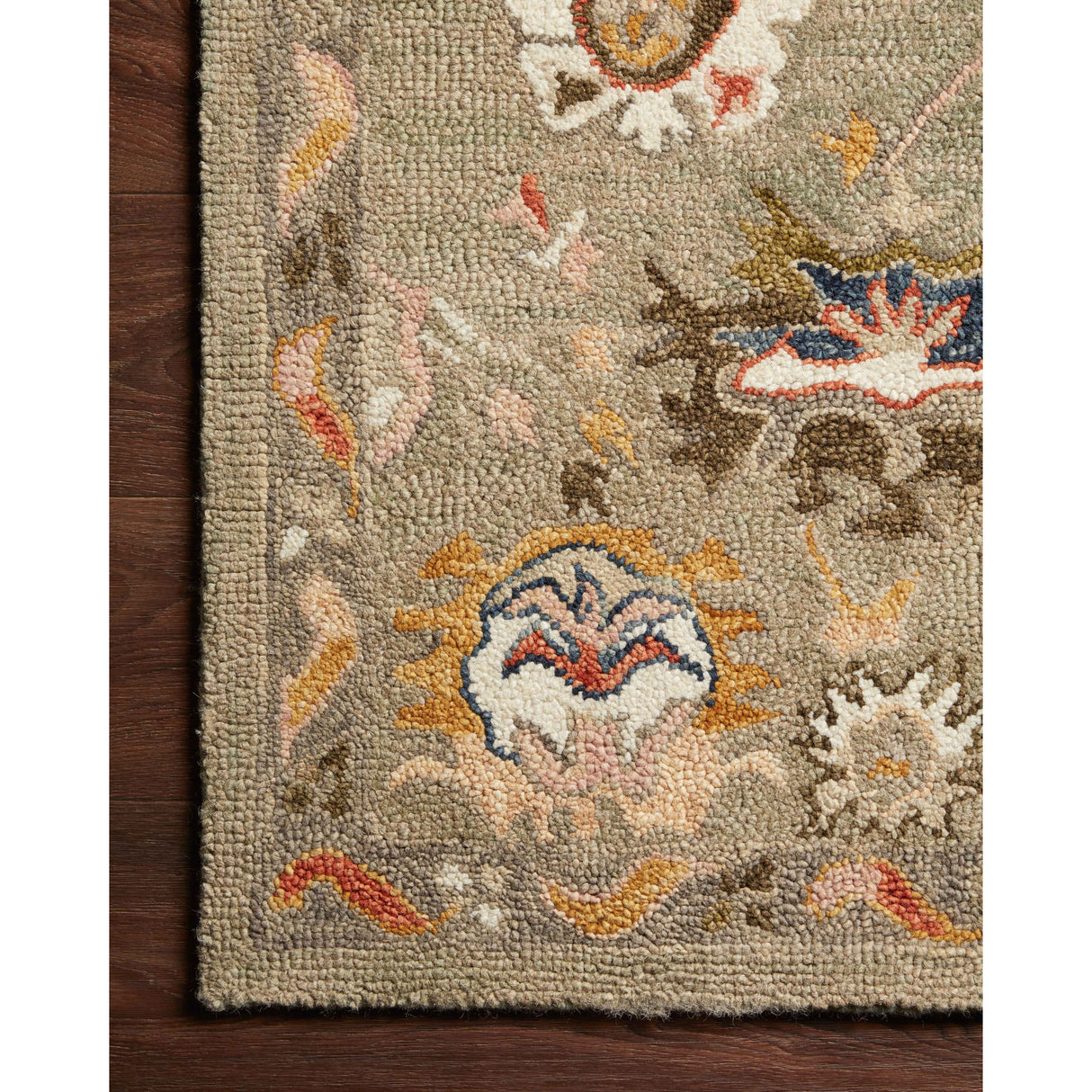 Alexander Home Megan Traditional Floral Area Rug