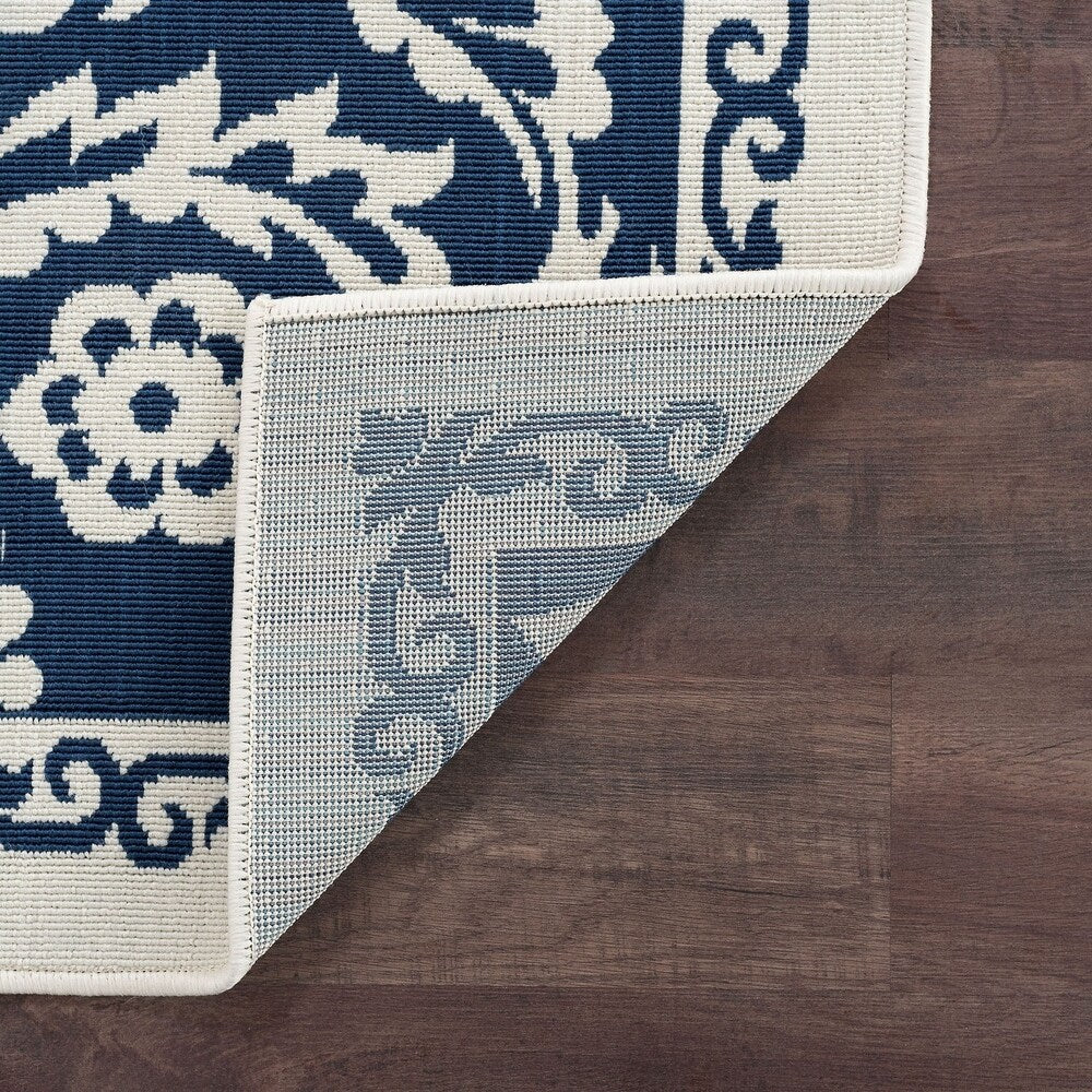 Garden Town Transitional Floral Indoor/Outdoor Area Rug - 7'10 x 10'3