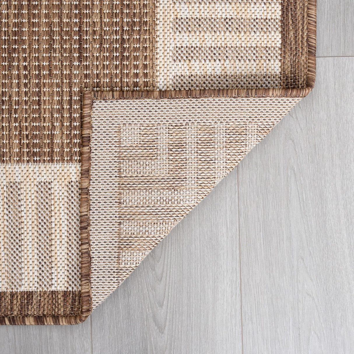 Exo Coastal Border Indoor/Outdoor Area Rug