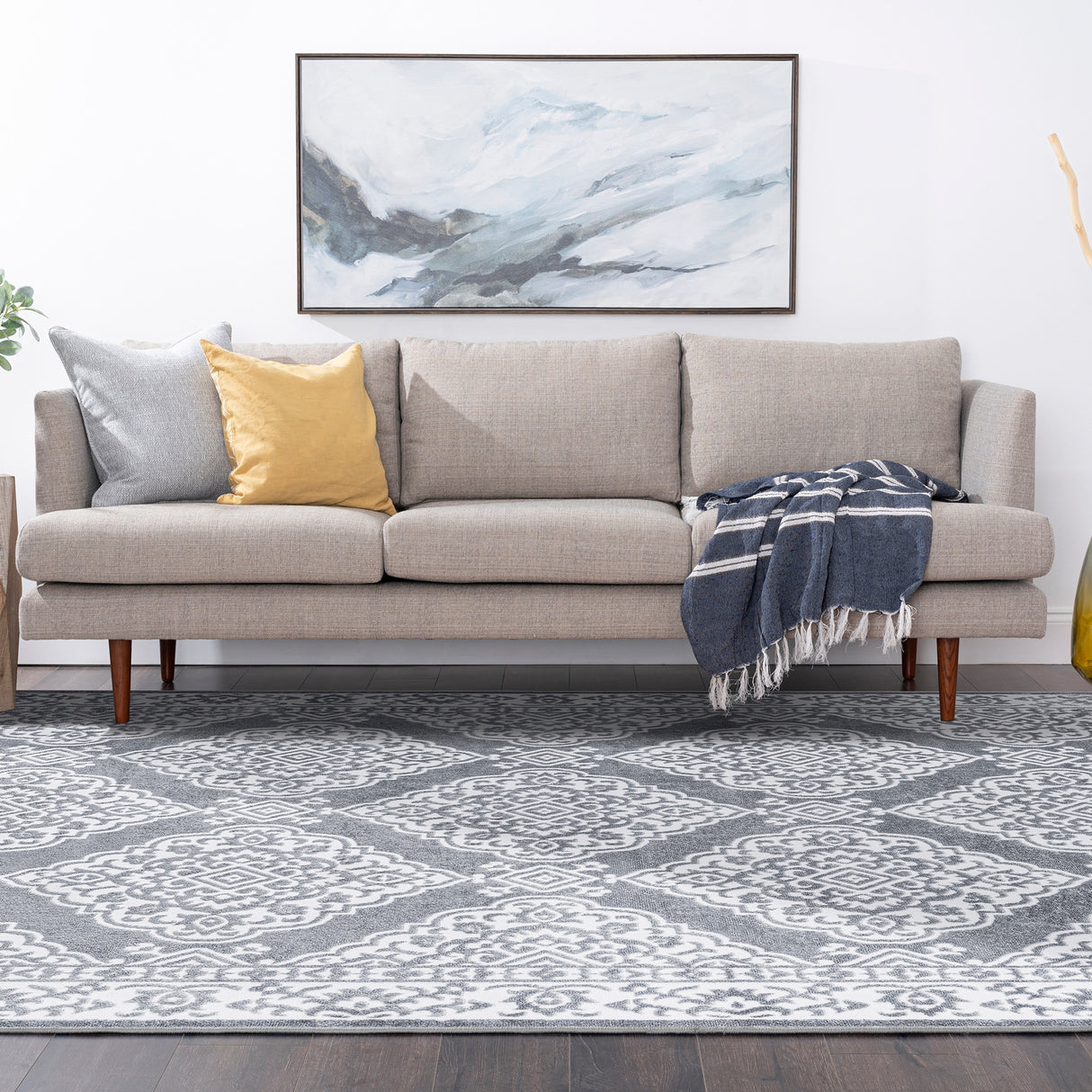 Wyman Farmhouse Floral Indoor Area Rug