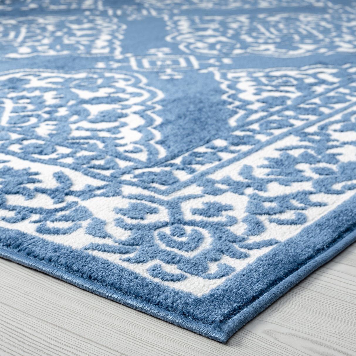 Wyman Farmhouse Floral Indoor Area Rug