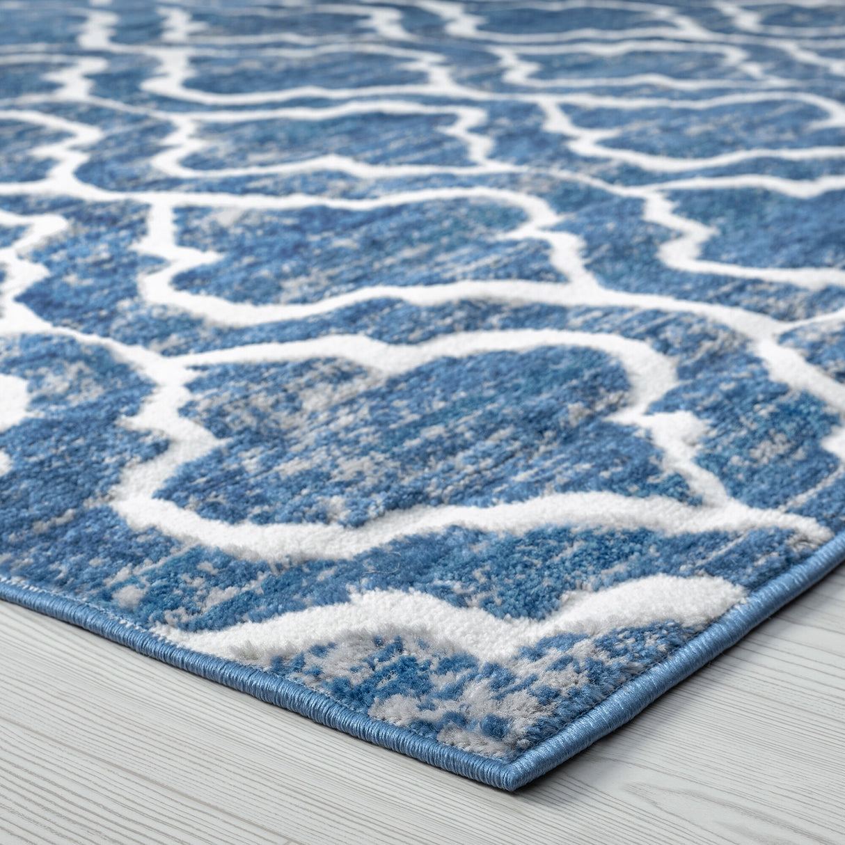 Wyman Farmhouse Geometric Indoor Area Rug