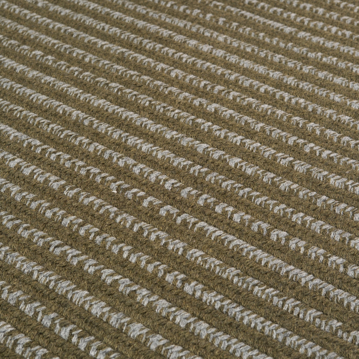 Alternative Woven Wool Braided Area Rug
