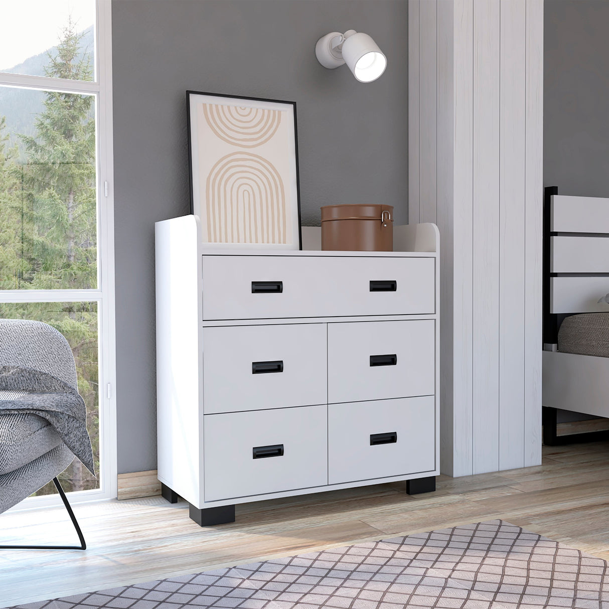 Alyn 33-inch Wide Dresser with 4 Legs, 4 Drawers, 1 Double Drawer