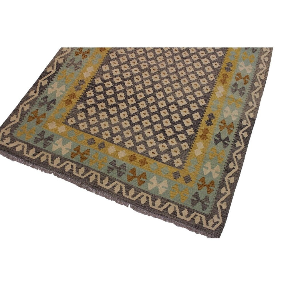 Amelia Gray/Ivory Hand-Woven Kilim Wool Rug - 5'7 x 7'6 - 5'7" x 7'6" - 5'7" x 7'6"